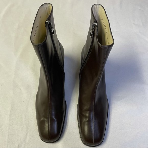 Salvatore Ferragamo brown square leather ankle boots 6 B - Picture 2 of 13